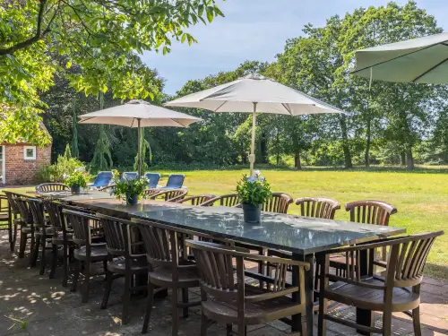 Ferienhaus mit privatem Hallenbad, Whirlpool & Sauna