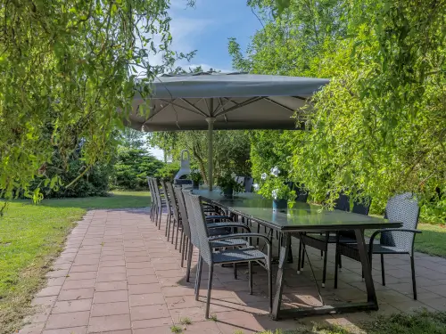Exklusive Ferienwohnung mit privatem Hallenbad, Whirlpool und Sauna