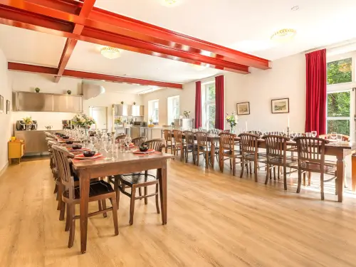 Ferienhaus mit privatem Hallenbad, Sauna und Whirlpool
